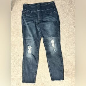 Pull-on Distressed Jeans